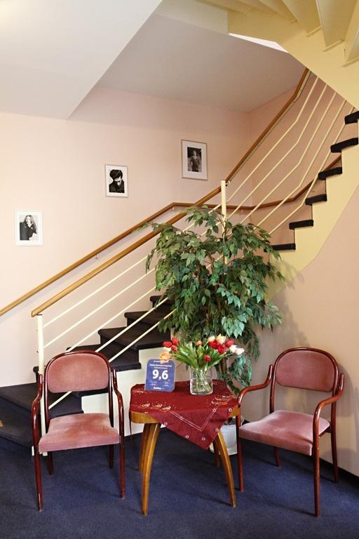 Apartmany Cesky Dvur マリアーンスケー・ラーズニェ エクステリア 写真